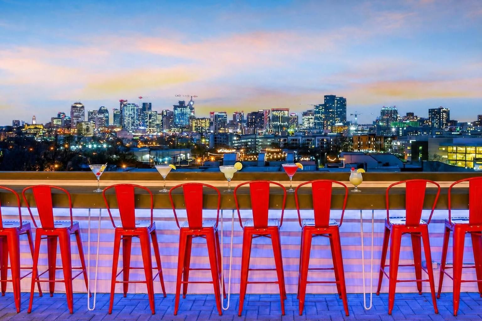 New Nashvegas Downtown Rooftop Views 13beds Holiday home Nashville