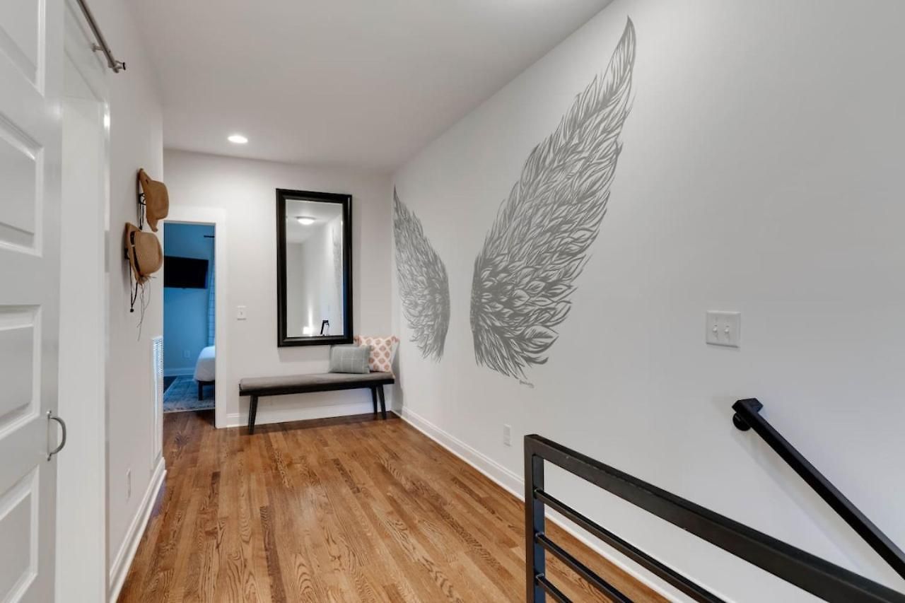 Holiday home Unforgettable Townhome-close To Broadway-10 Beds! *