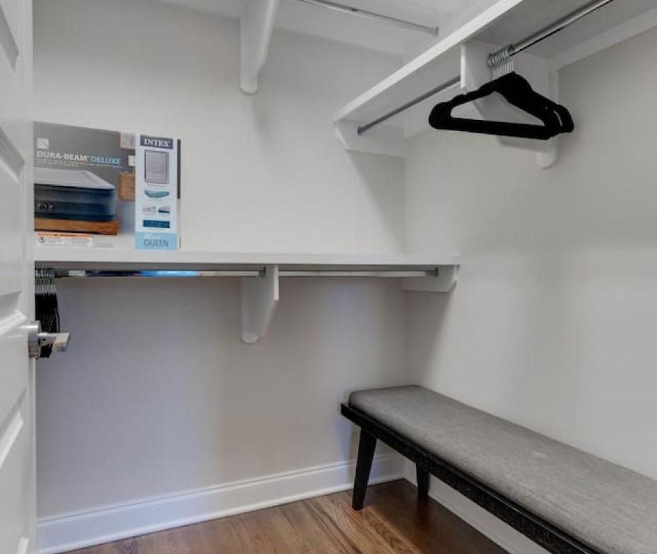 Unforgettable Townhome-close To Broadway-10 Beds! Holiday home