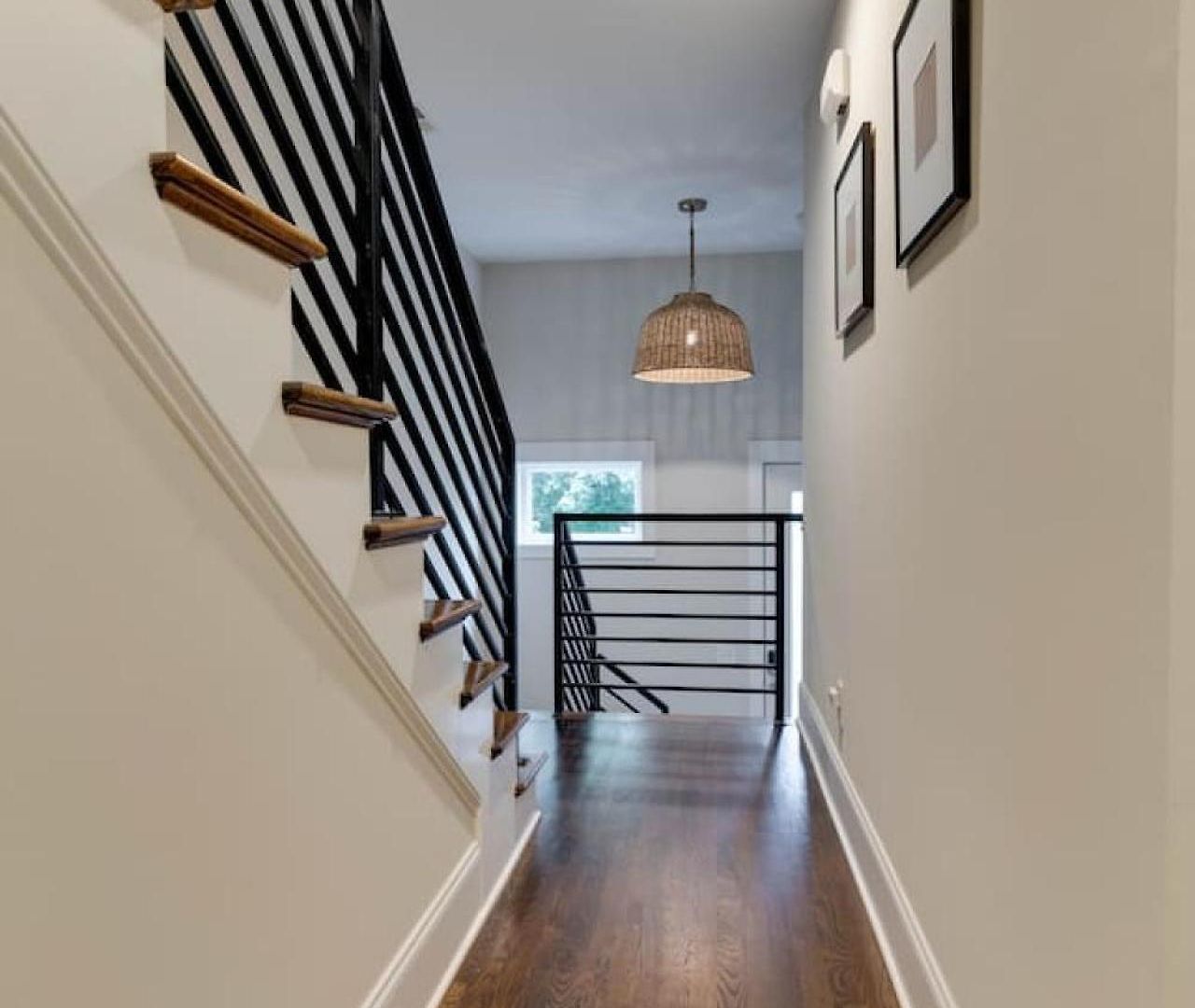 Unforgettable Townhome-close To Broadway-10 Beds! *
