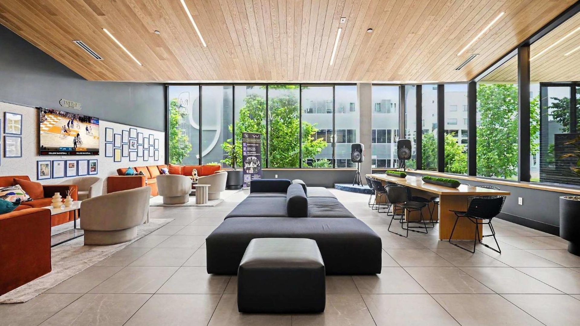 Vinyl - Rooftop Pool - Gym - On Music Row Nashville