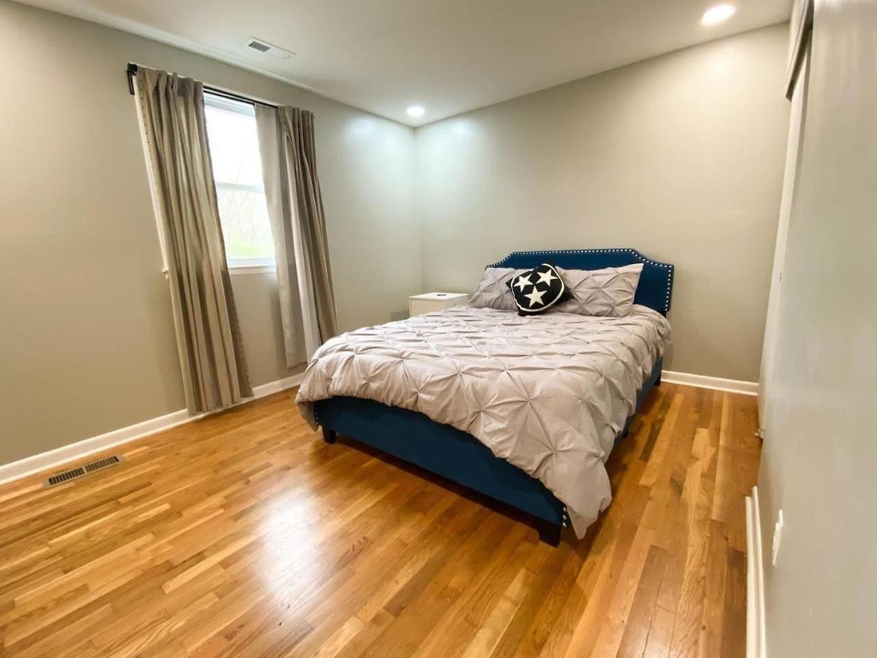 The Playhouse: 4br With Spa, Basketball & Games *
