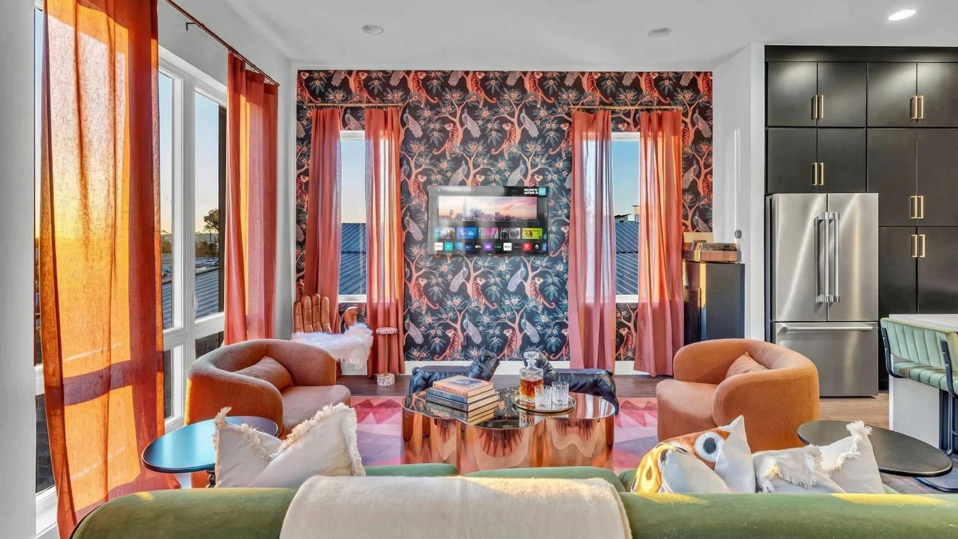 Disco Themed Hot Tub & Rooftop Decks In * Nashville