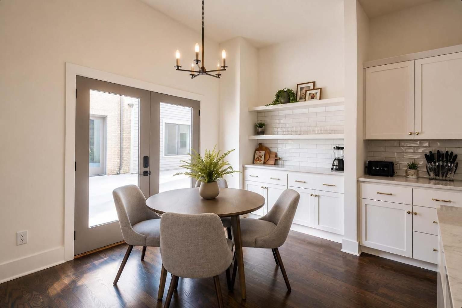 Holiday home 2 West End Homes With Stunning Rooftop Views Nashville
