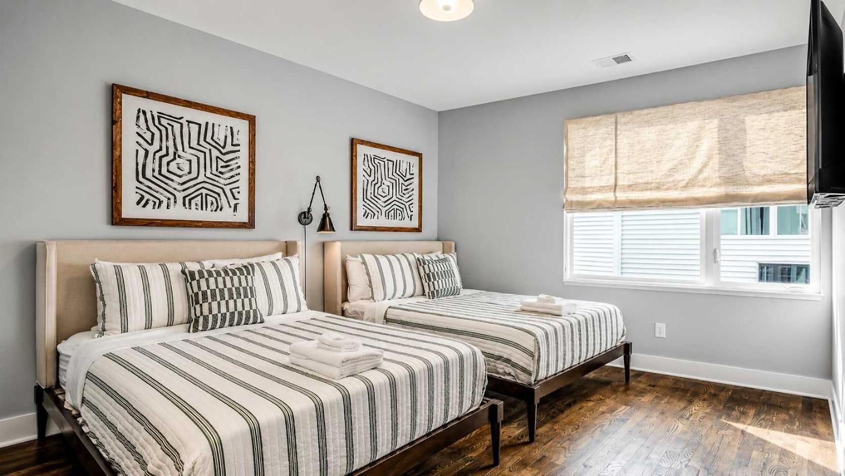 Holiday home Cowgirl's Hideaway-rooftop Patio- 2 Mi To Broadway