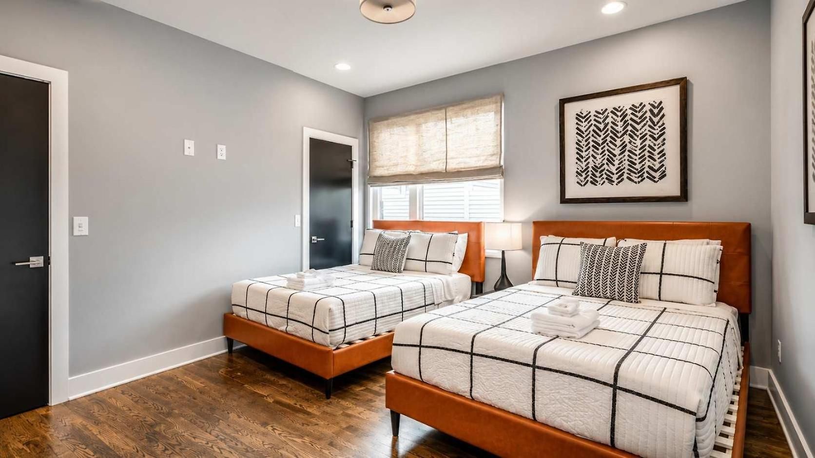Holiday home Cowgirl's Hideaway-rooftop Patio- 2 Mi To Broadway