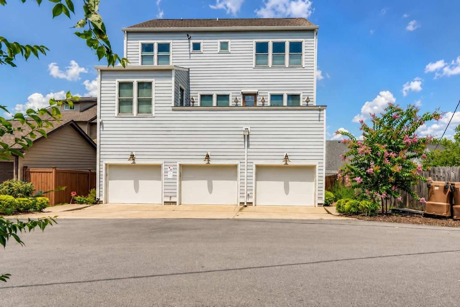 Getaway Walk To Broadway & Vandy Holiday home