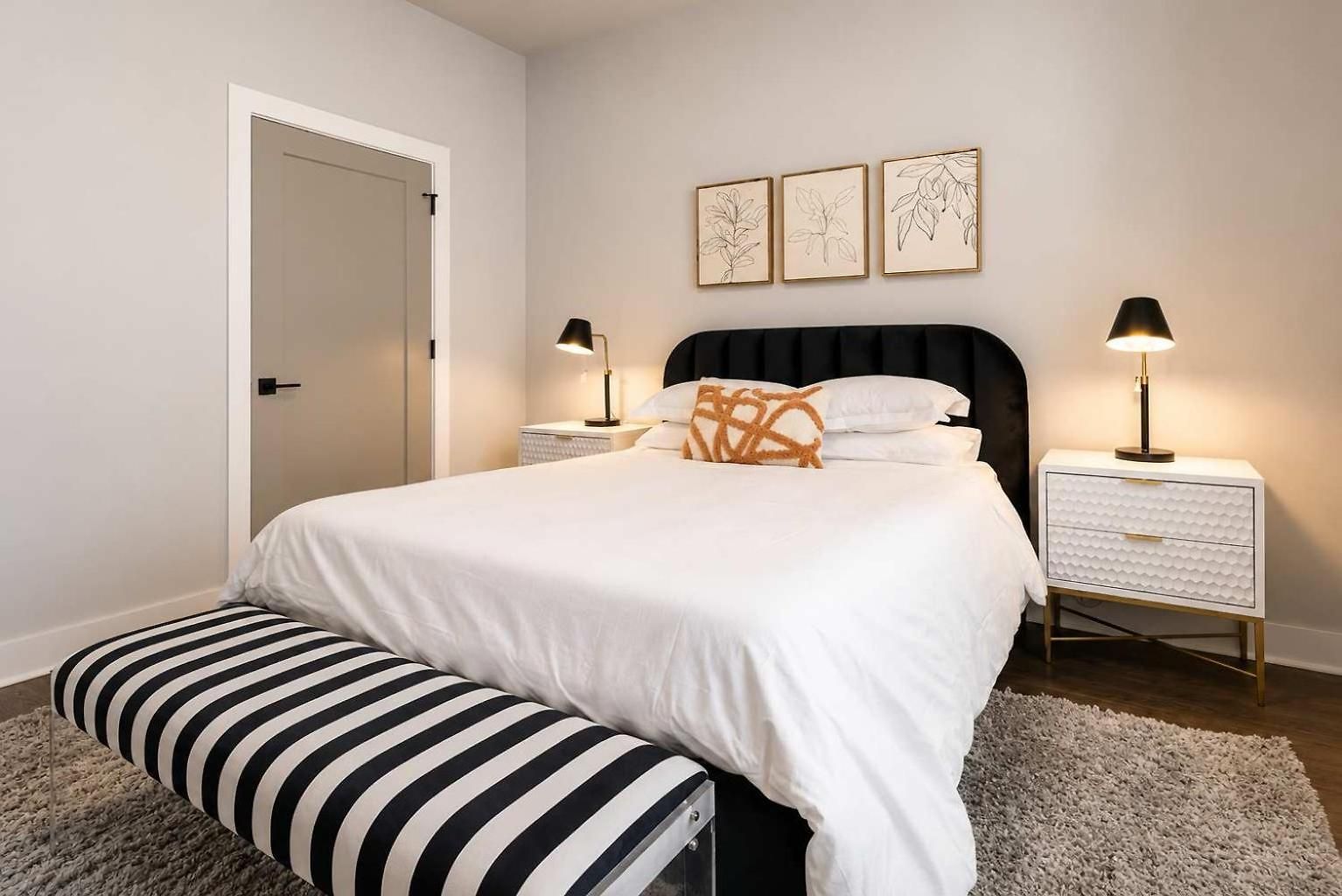 Two New Homes Sleeps Up To 24 Holiday home Nashville