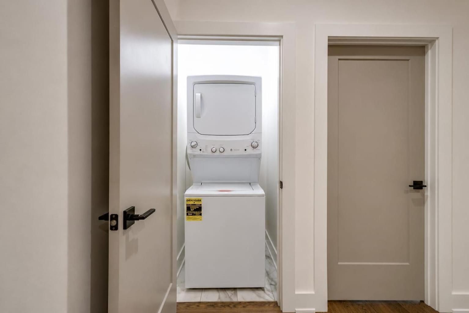 Two New Homes Sleeps Up To 24 * Nashville