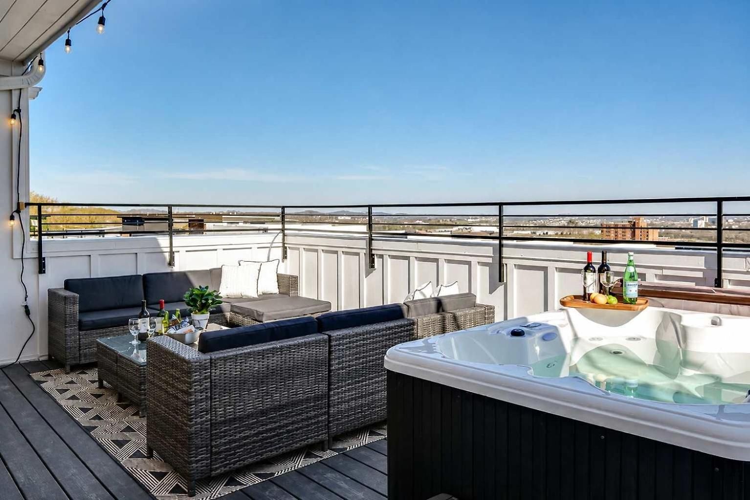 Duo Retreat Private Rooftops Nashville