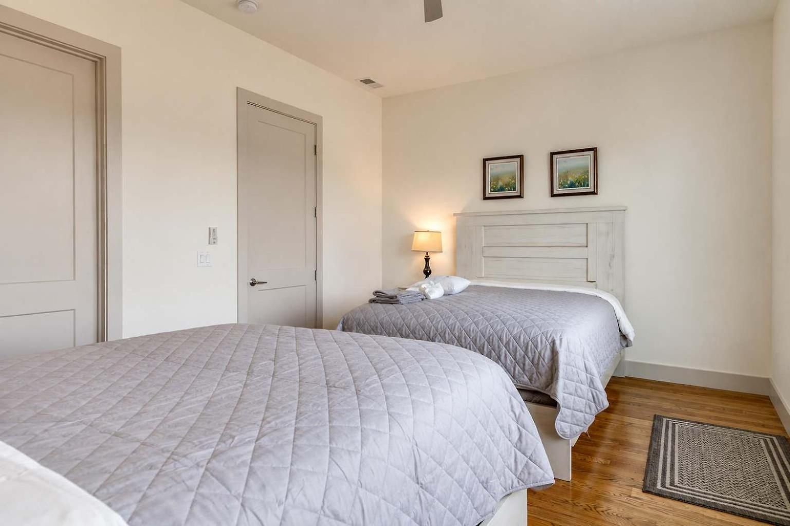 Getaway Walk To Broadway & Vandy Holiday home
