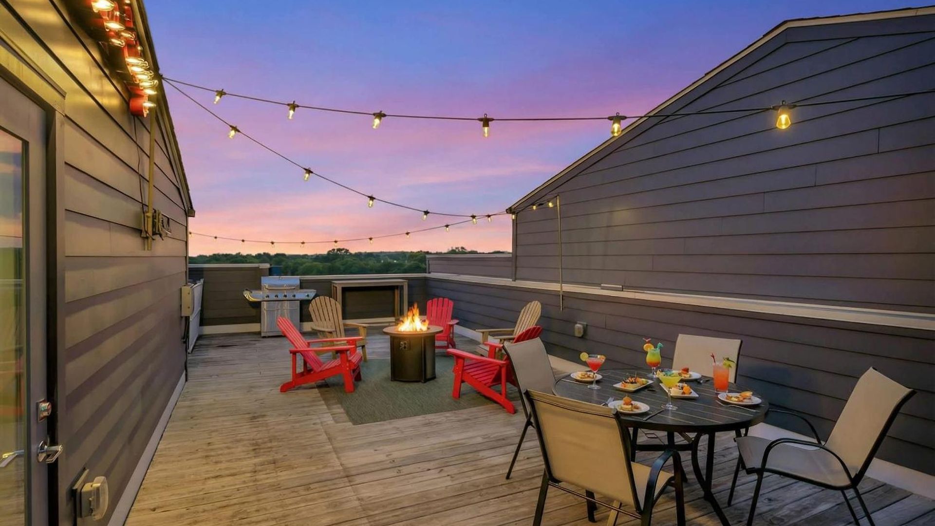 Rooftop Deck Grill Ping Pong Near Downtown Nashville