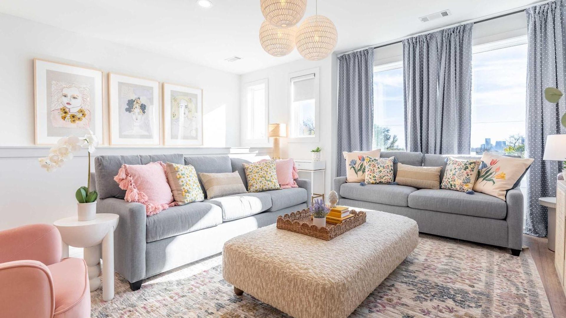 Retreat With Hot Tub & Private Garage Nashville