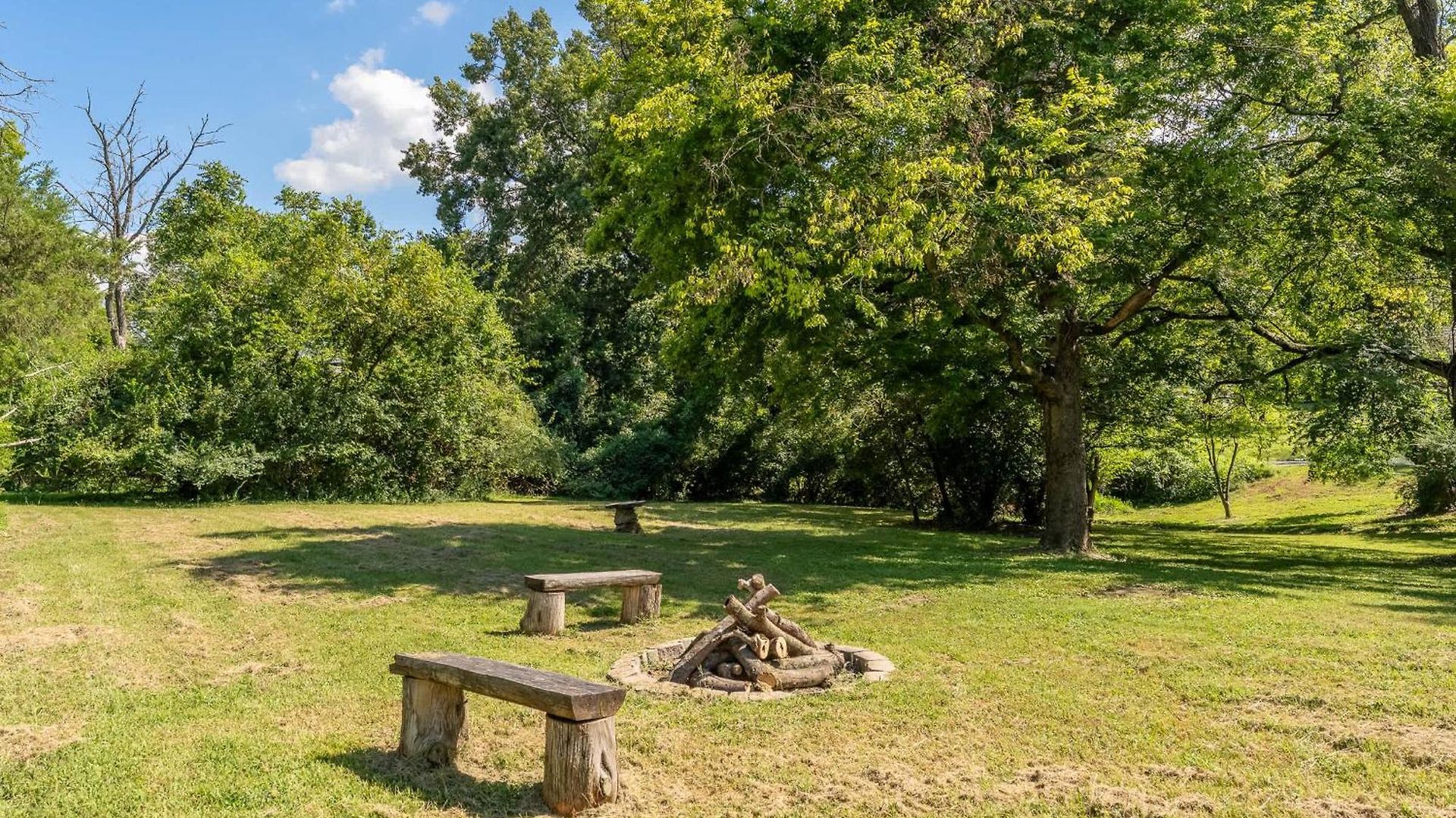 The Whiskey River Nashville