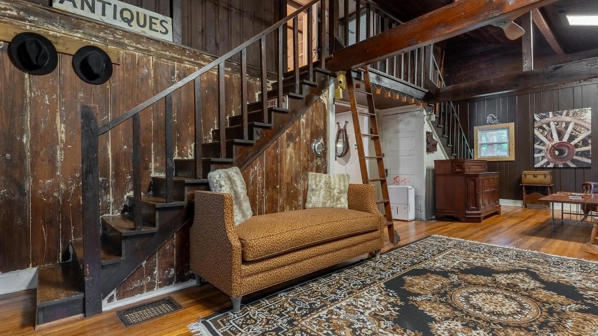 The Whiskey River Holiday home