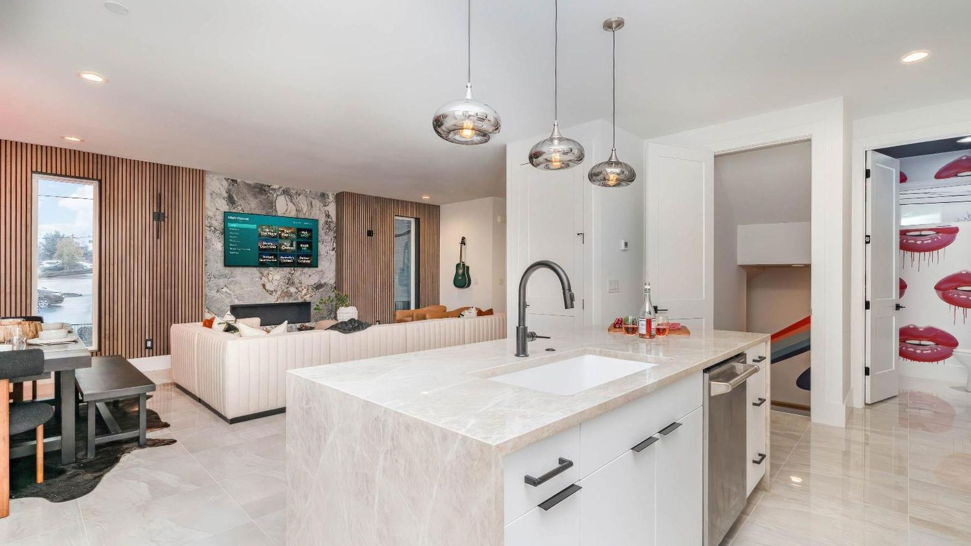 Elevator With Rooftop Hot Tub & Spacious Yard Nashville