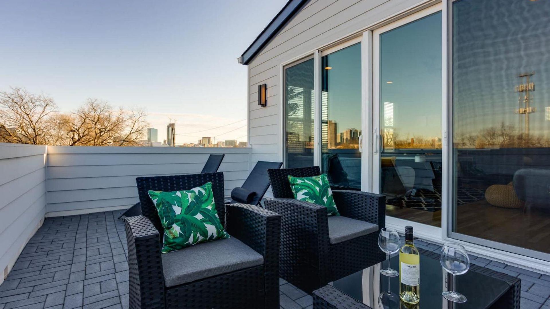 Holiday home 4br Retreat For 12 W Balcony Mins To Broadway Nashville