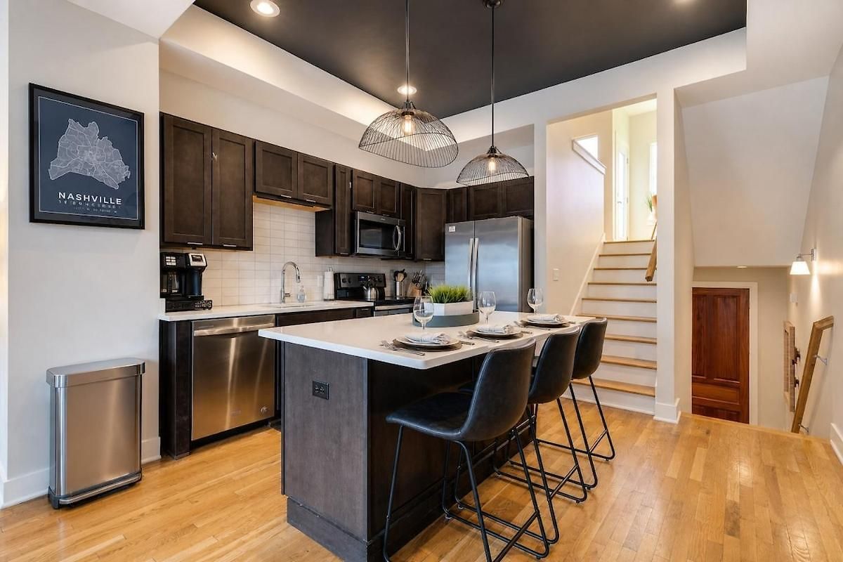 Funk House. Mins To Broadway. Parking Holiday home *