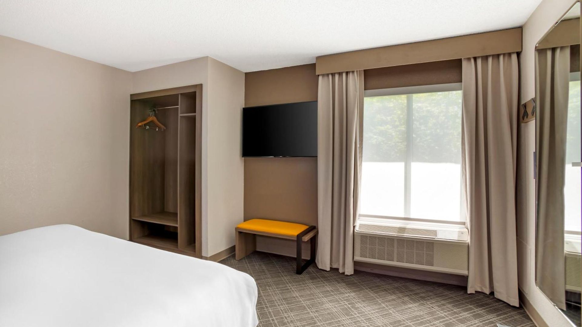 Comfort Airport - Bna Hotel 4*