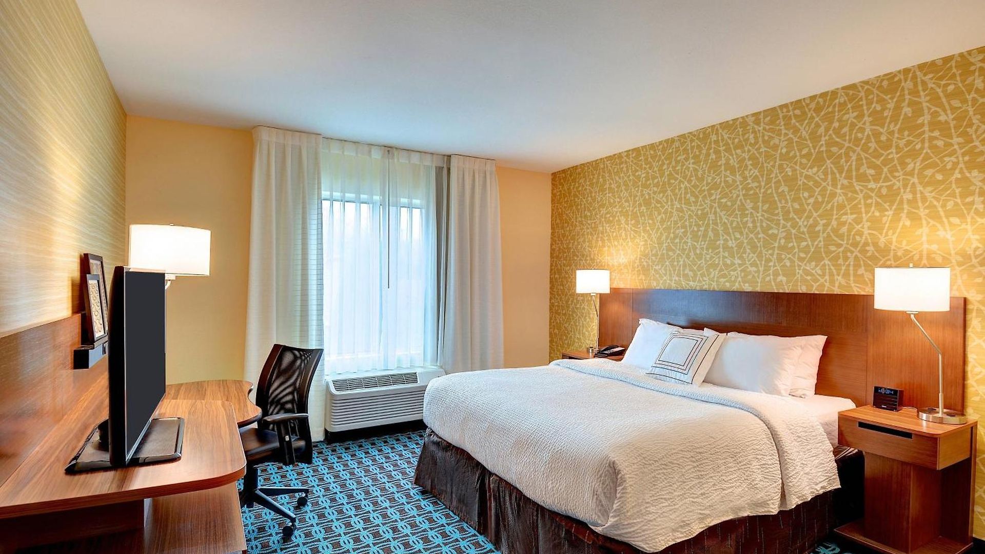 Fairfield & By Marriott Downtown-metrocenter 3*