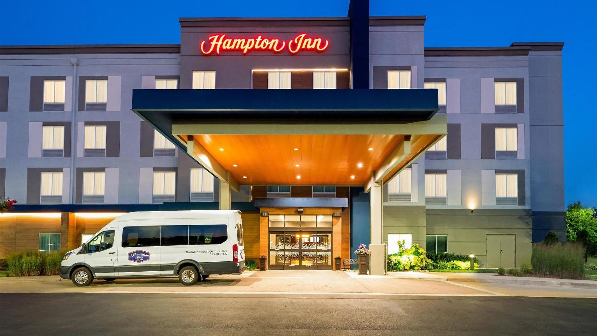 Hampton By Hilton Airport Century Place Nashville