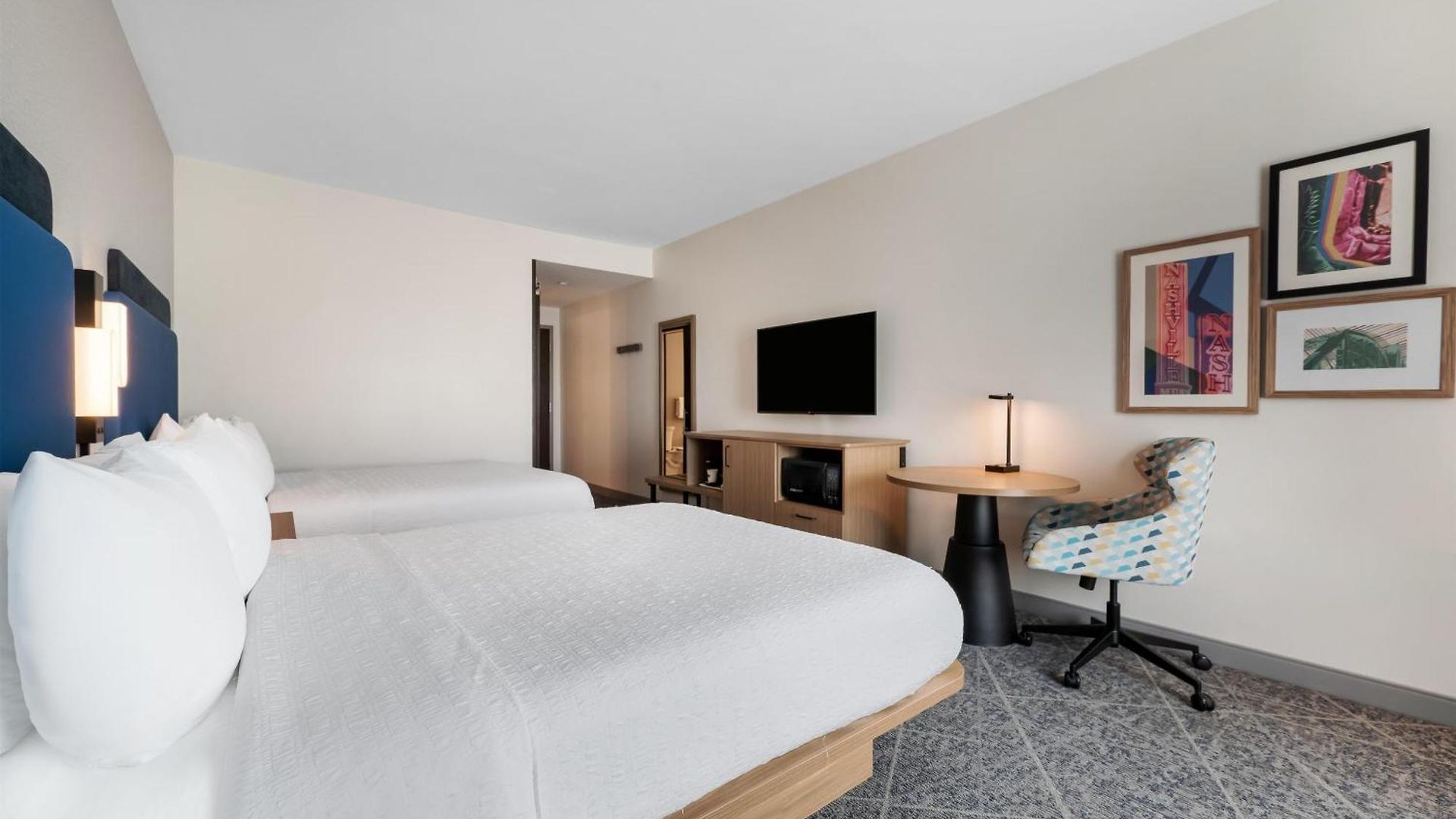 Hotel Hampton By Hilton Airport Century Place Nashville