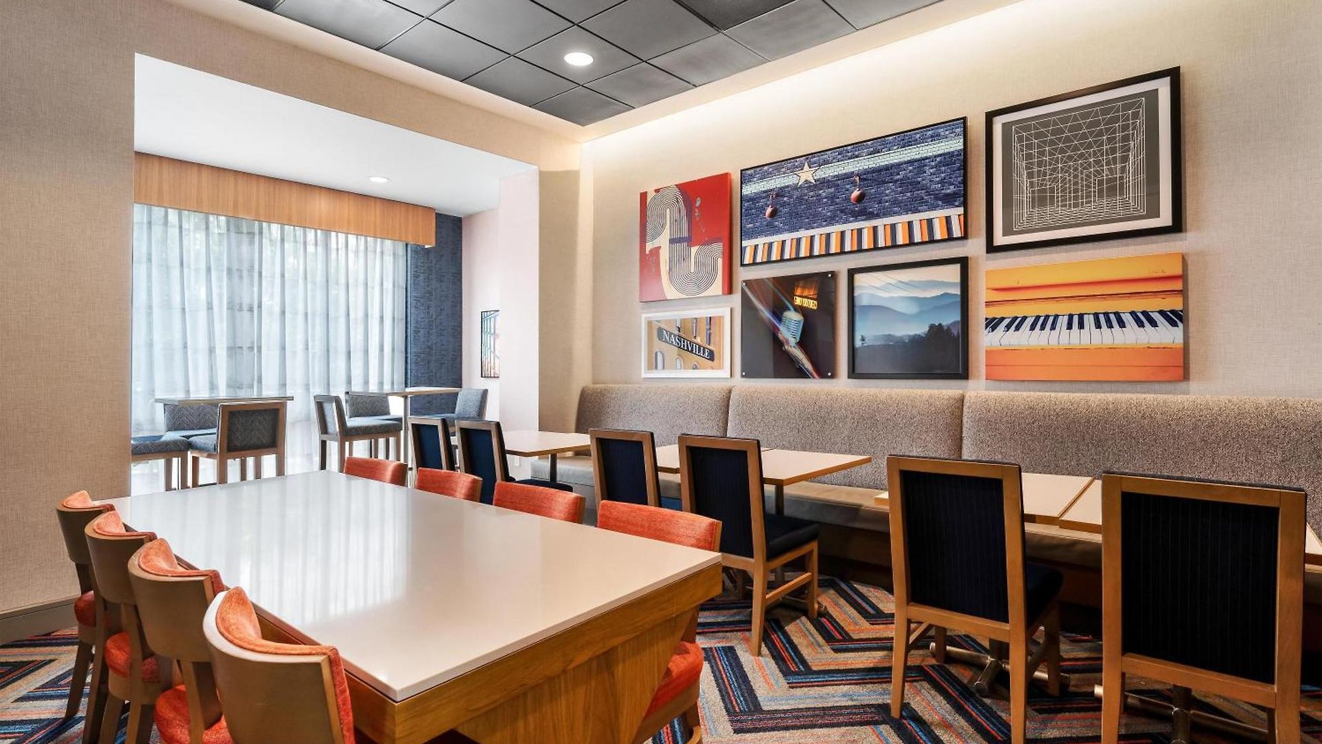 Hotel Hampton By Hilton Airport Century Place