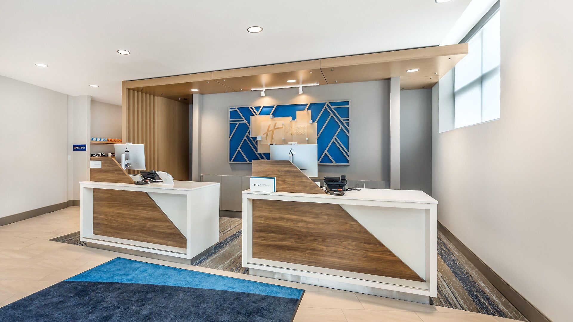 Hotel Express & West End - Univ Area By Ihg Nashville
