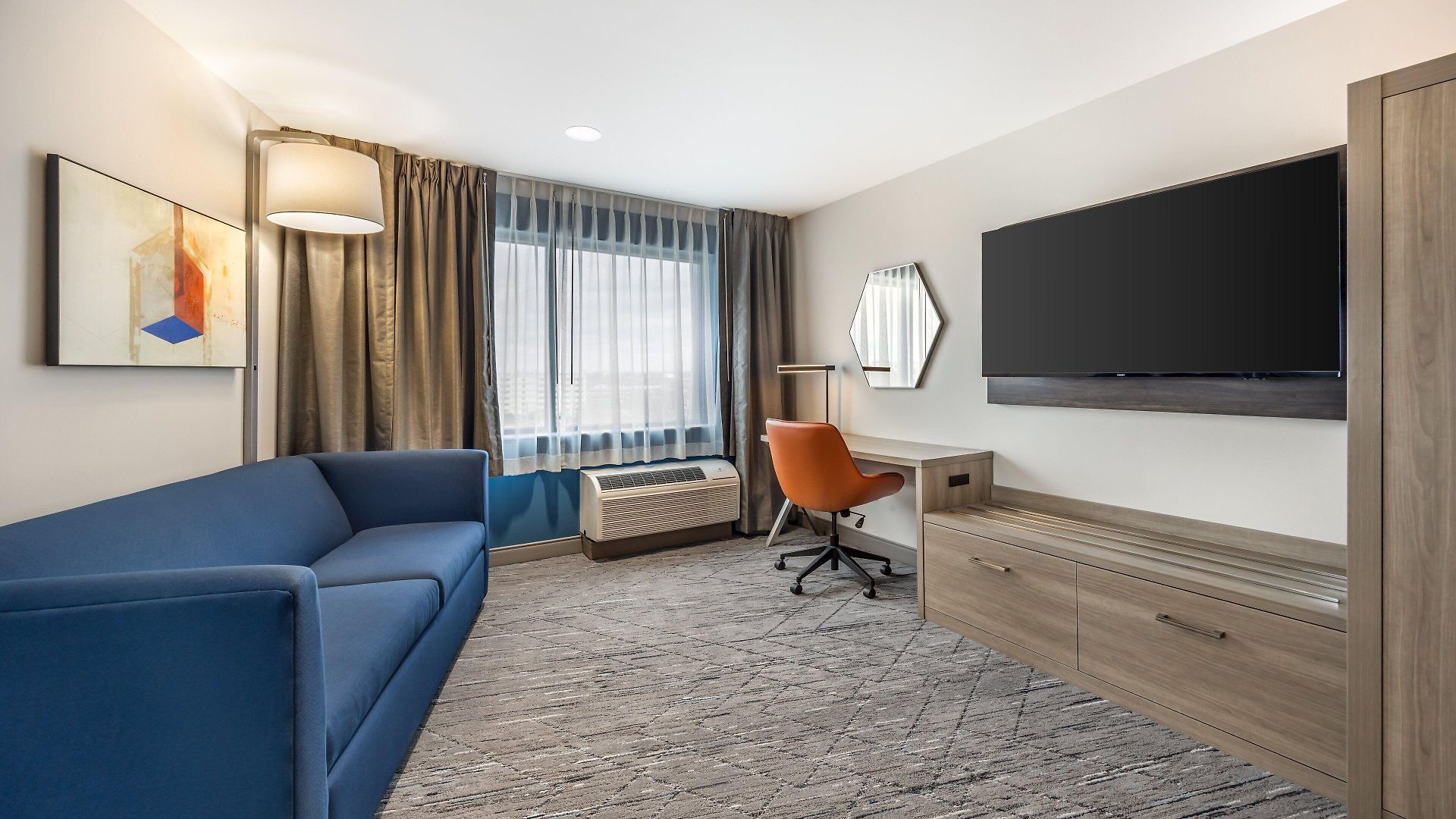 Express & West End - Univ Area By Ihg Hotel
