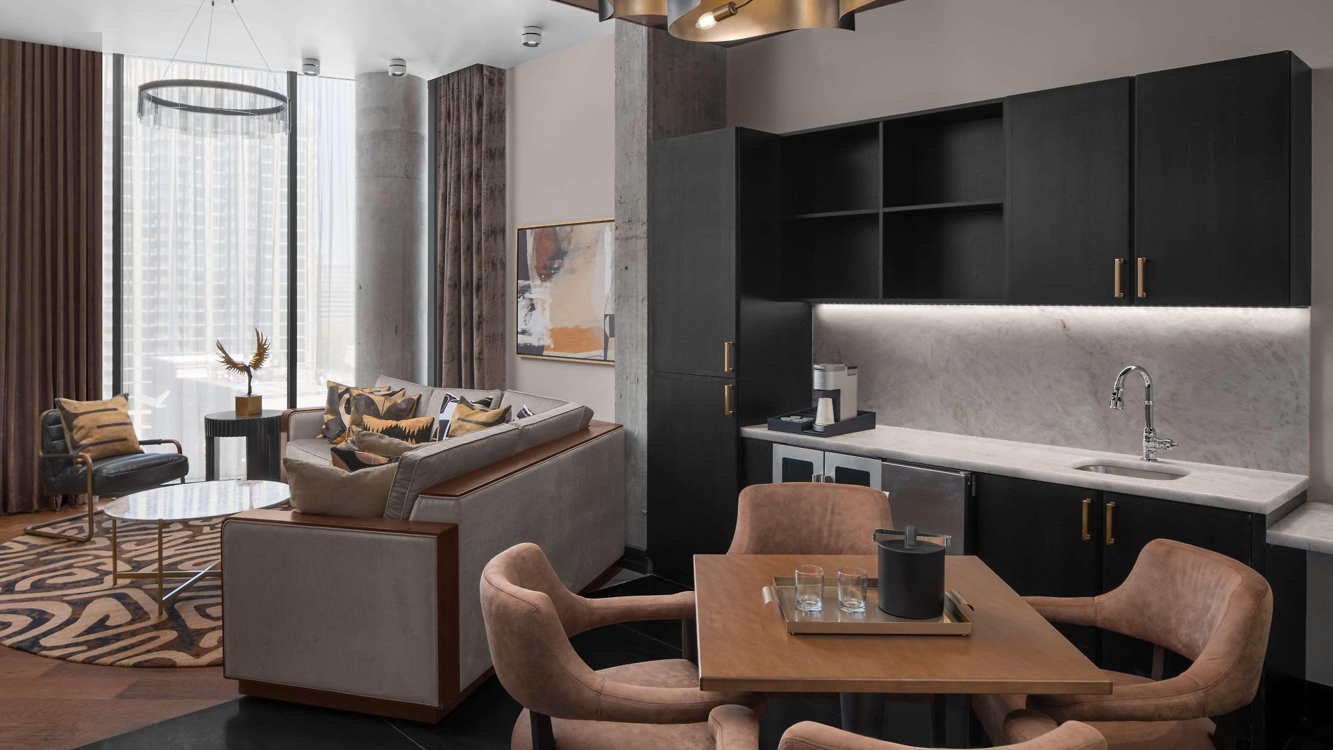 Fraye Nashville, Curio Collection By Hilton