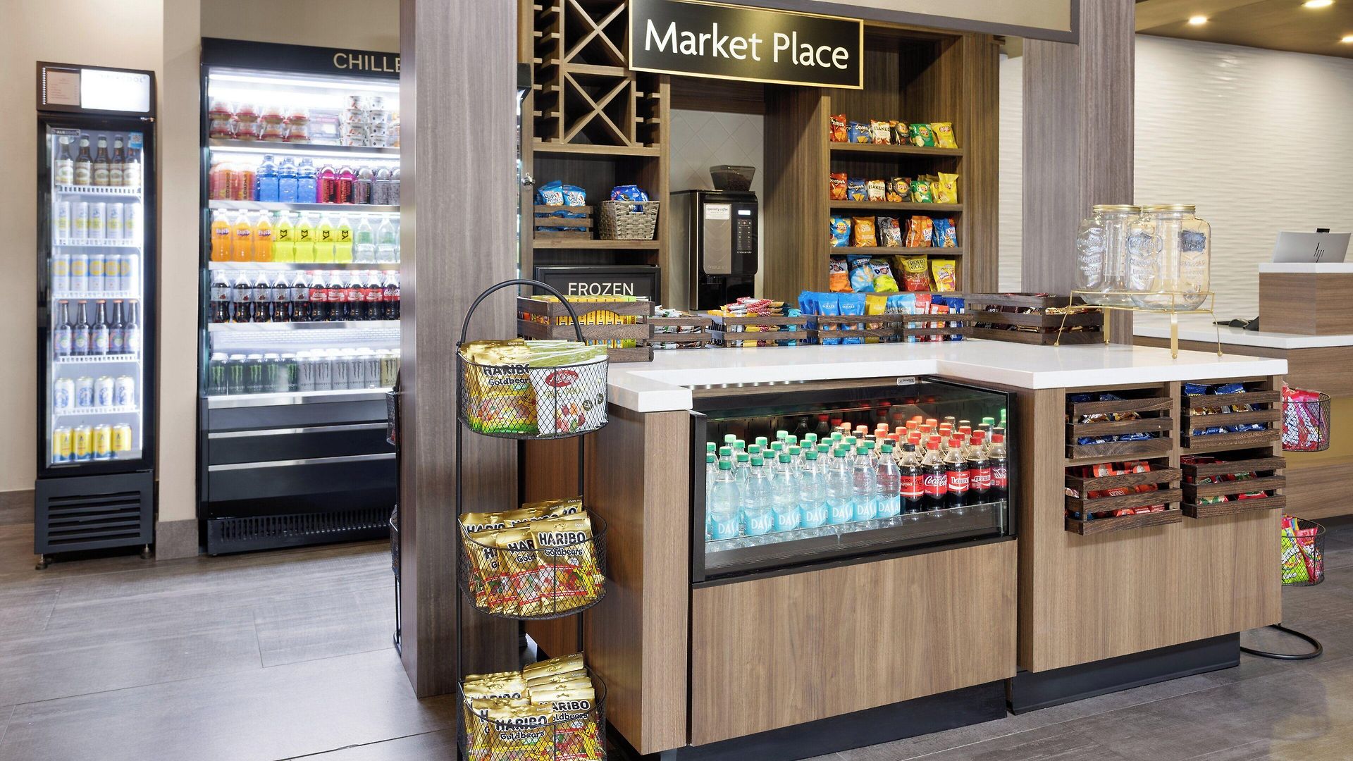 Crowne Plaza Airport By Ihg 3*