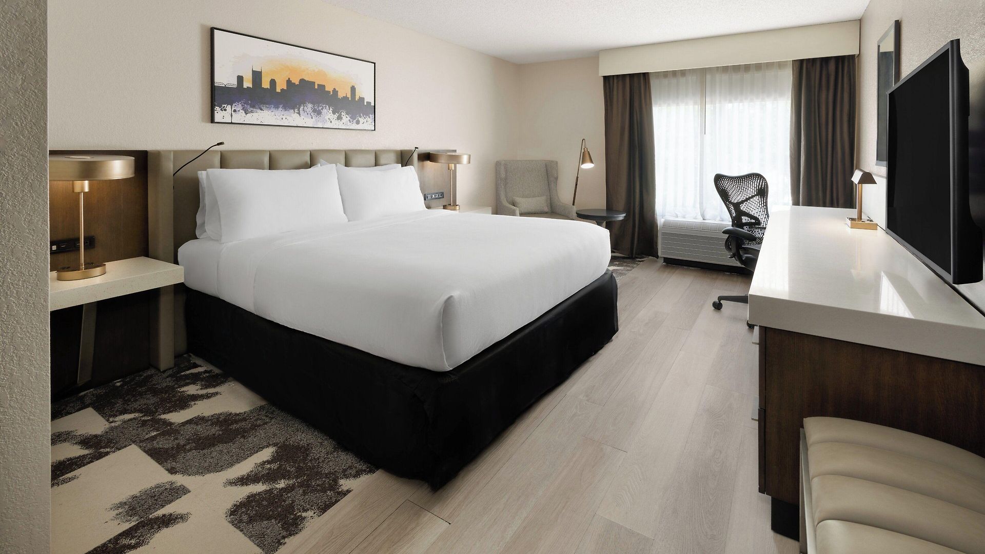 Crowne Plaza Airport By Ihg Hotel Nashville