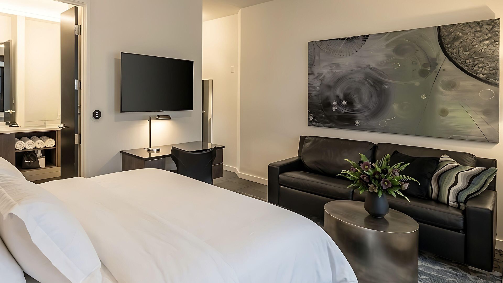 Hotel 121 By Avantstay 4*