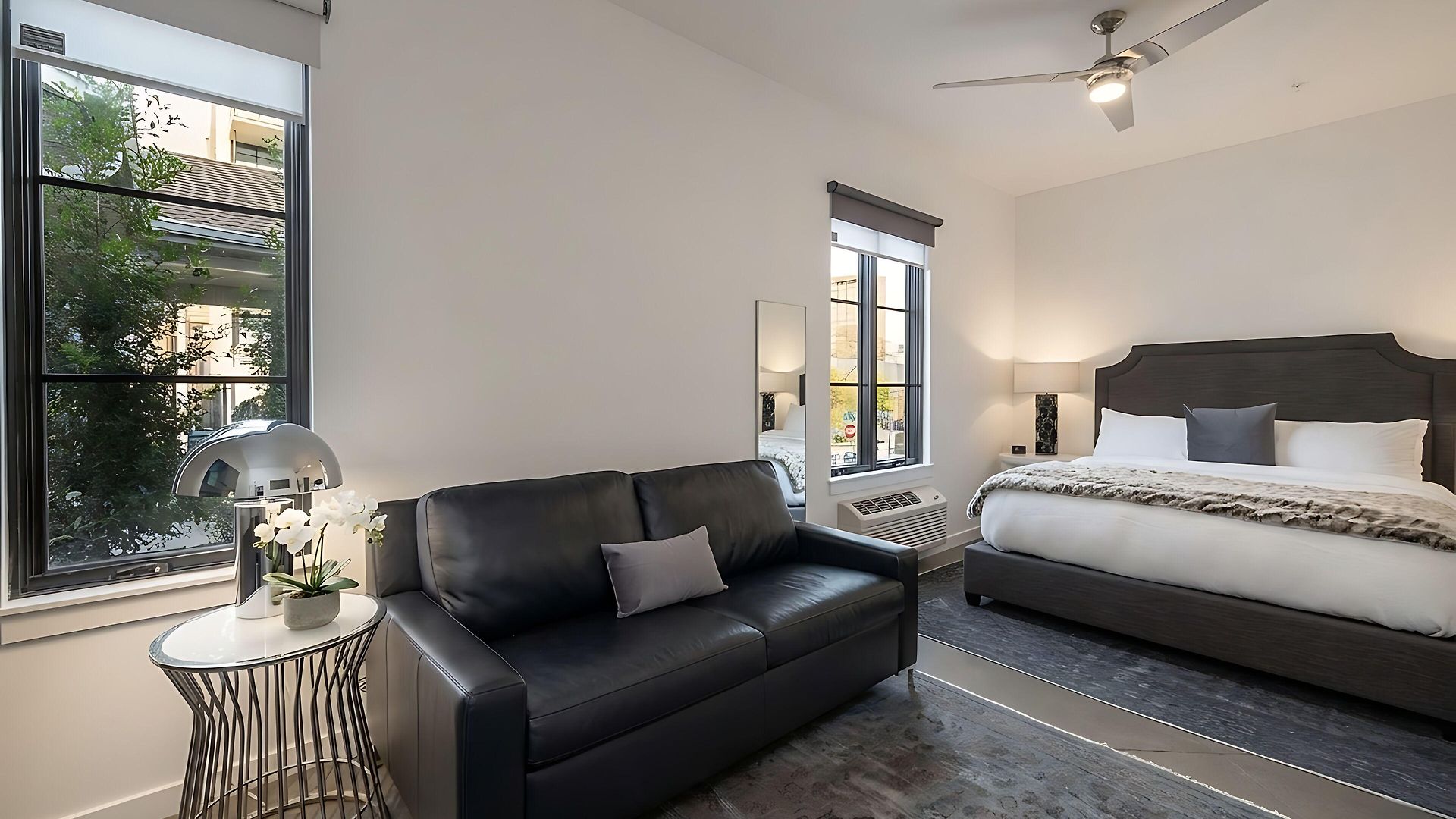 Hotel 121 By Avantstay 4*