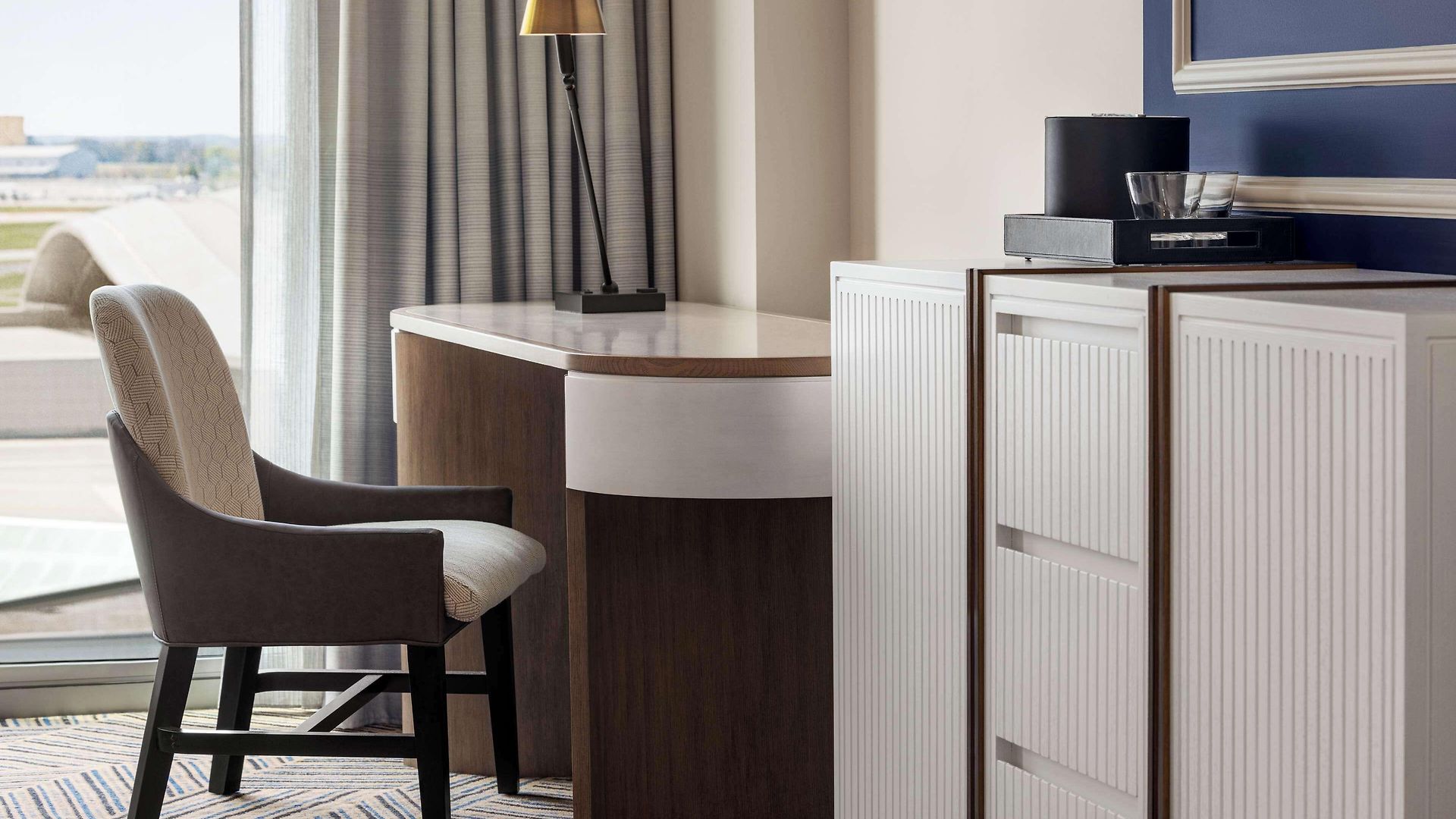 Hilton Bna Airport Terminal Hotel Nashville