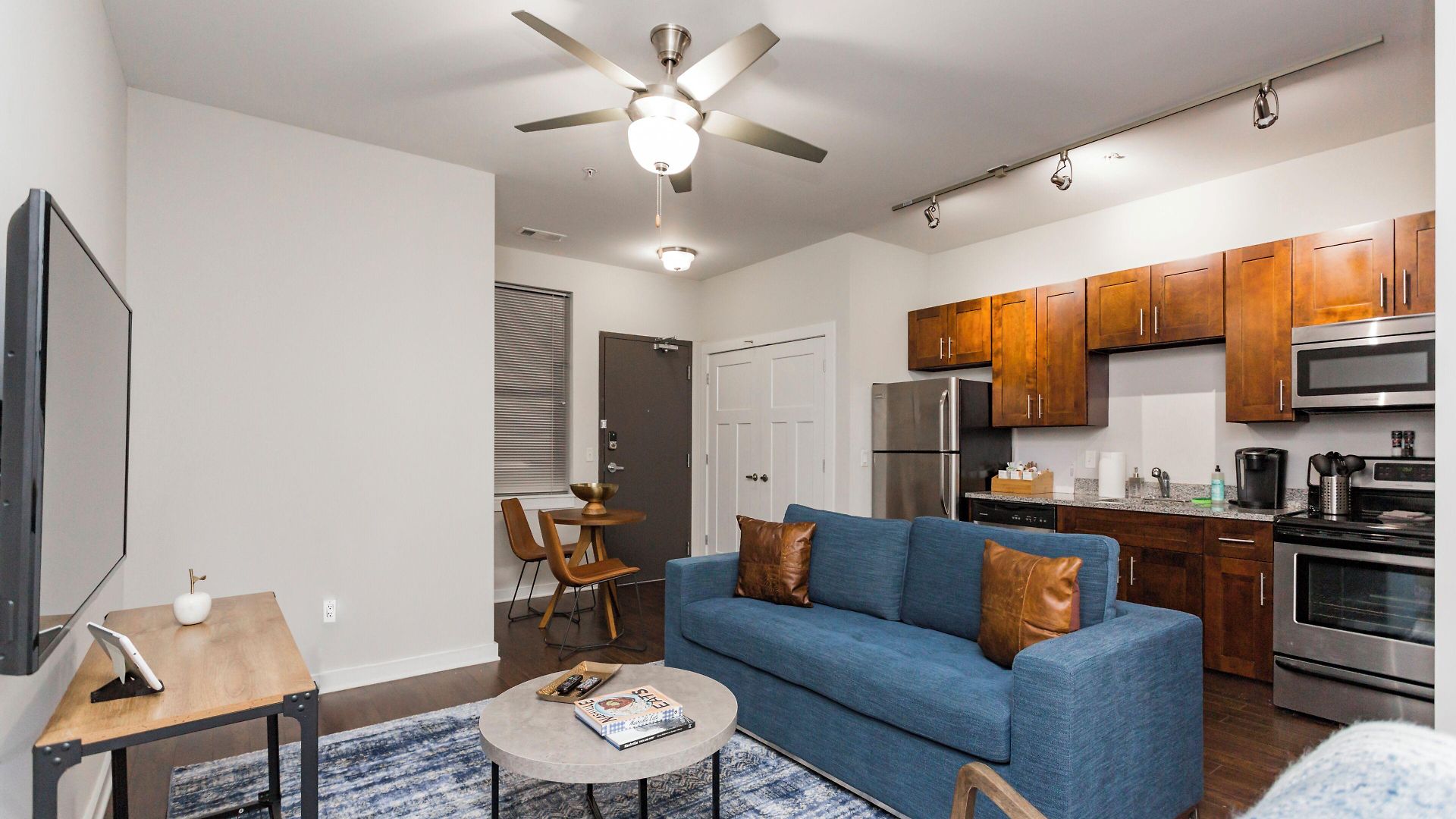 Cozysuites Music Row