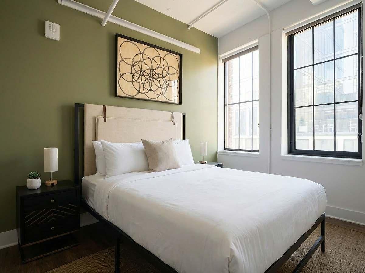 Boulevard Downtown 4*