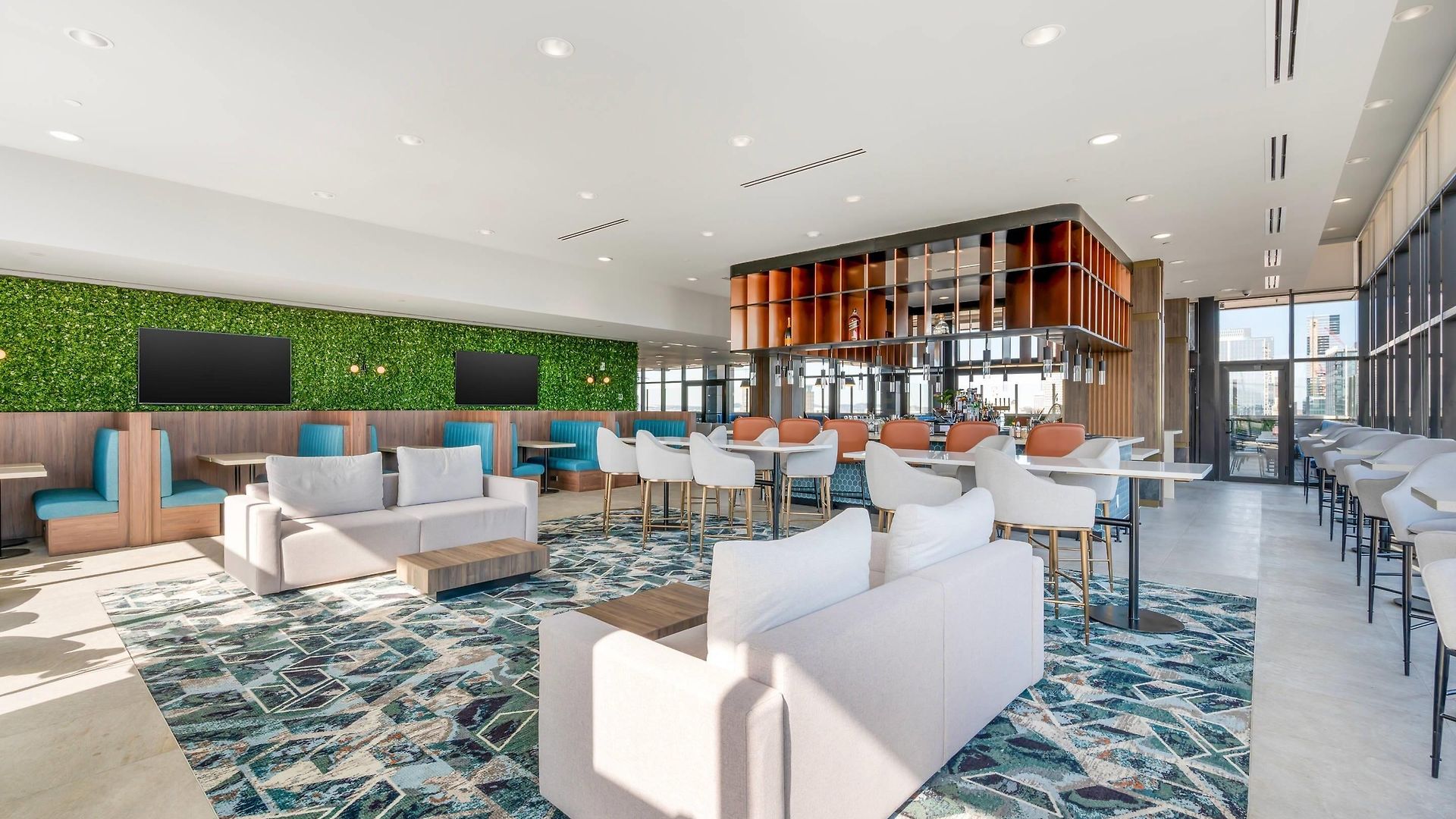 Cambria Midtown 4*