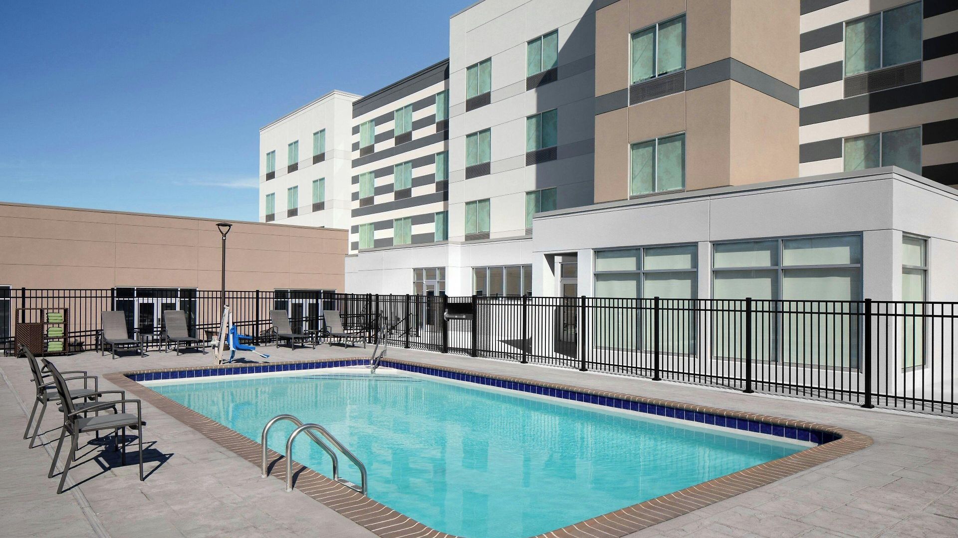 Fairfield By Marriott & Bellevue
