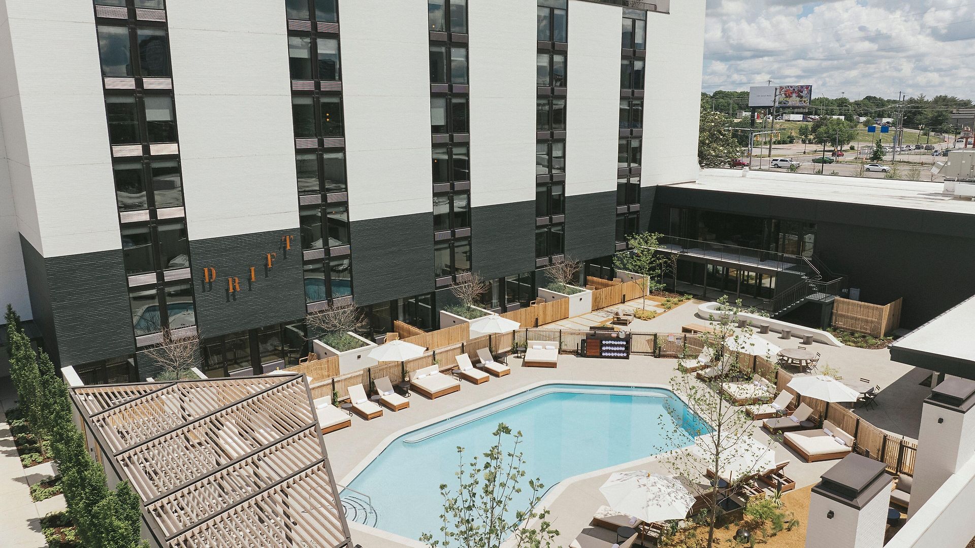 Drift Hotel 4*