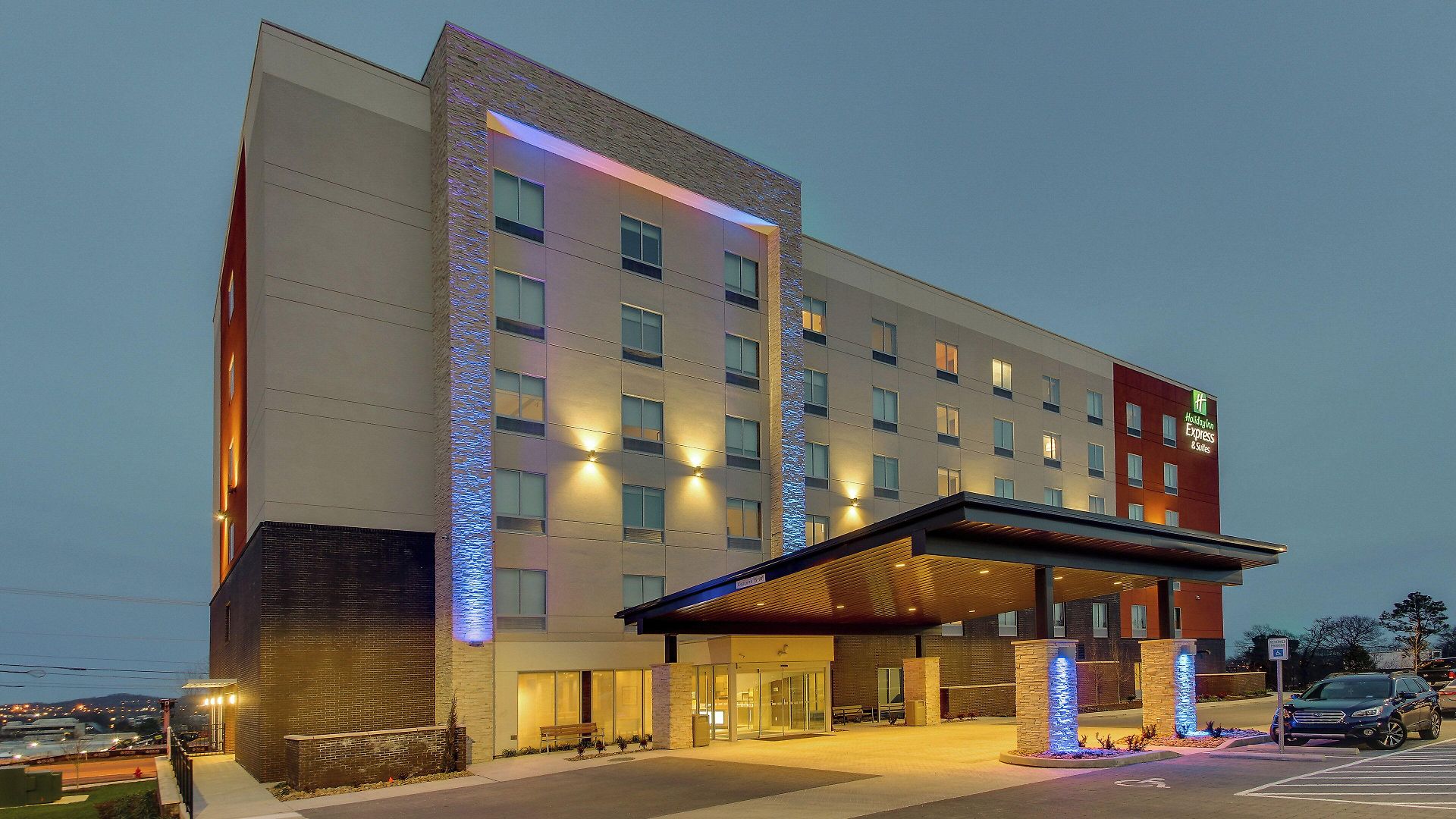 Express & - Metrocenter Downtown By Ihg 3* Nashville