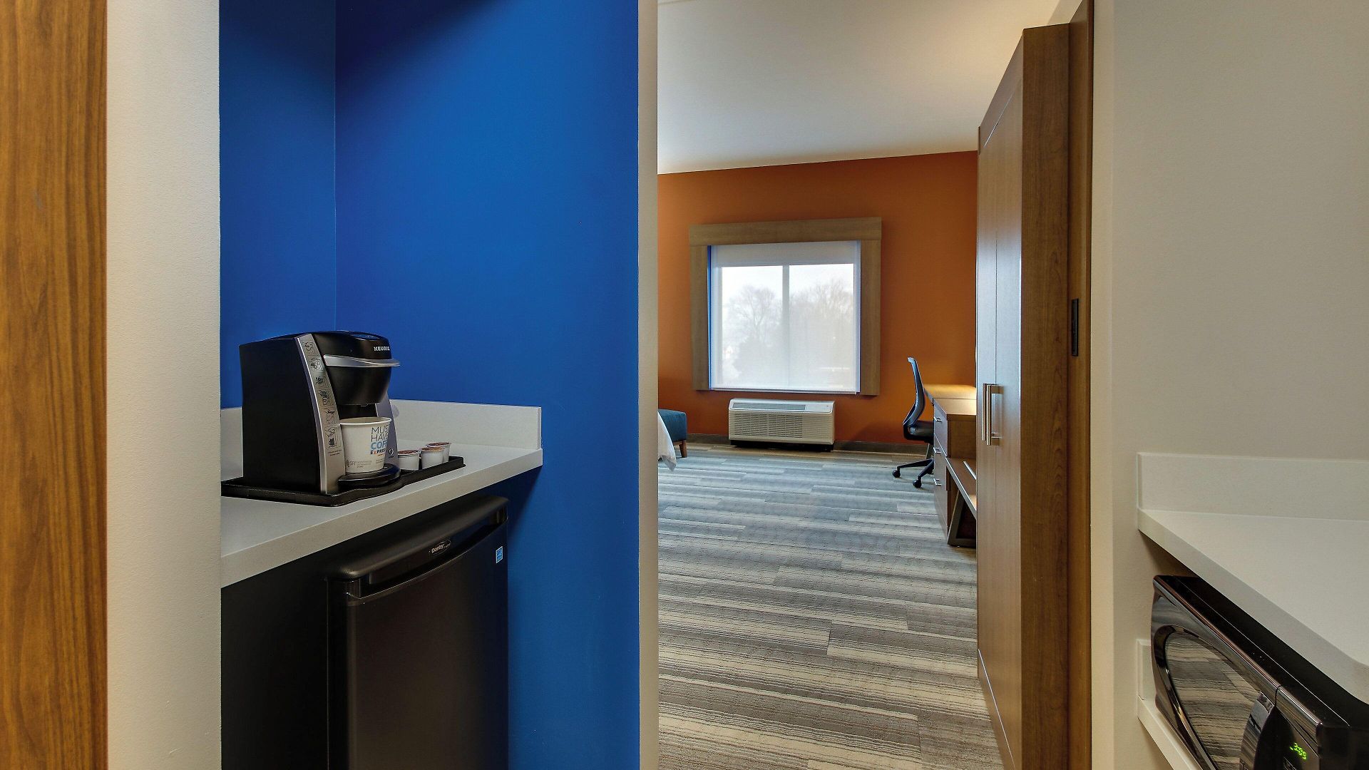 Express & - Metrocenter Downtown By Ihg Hotel 3*