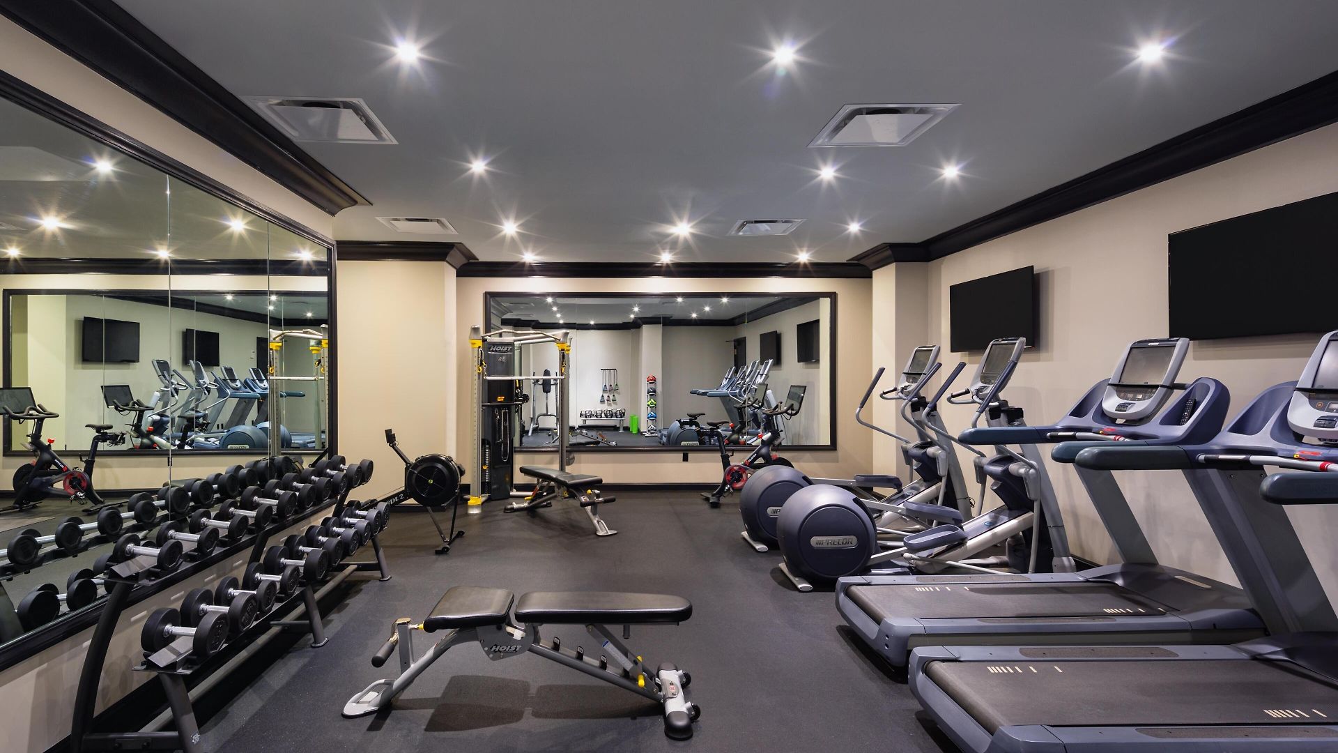 Dream Nashville, By Hyatt 4*
