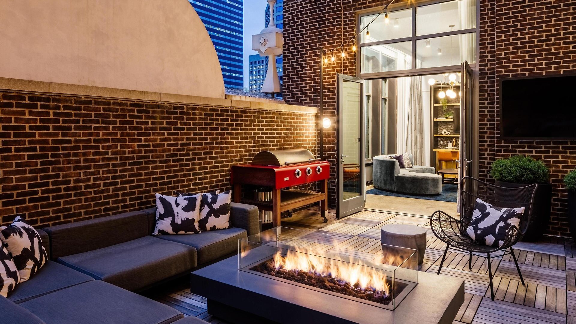 Dream Nashville, By Hyatt 4*