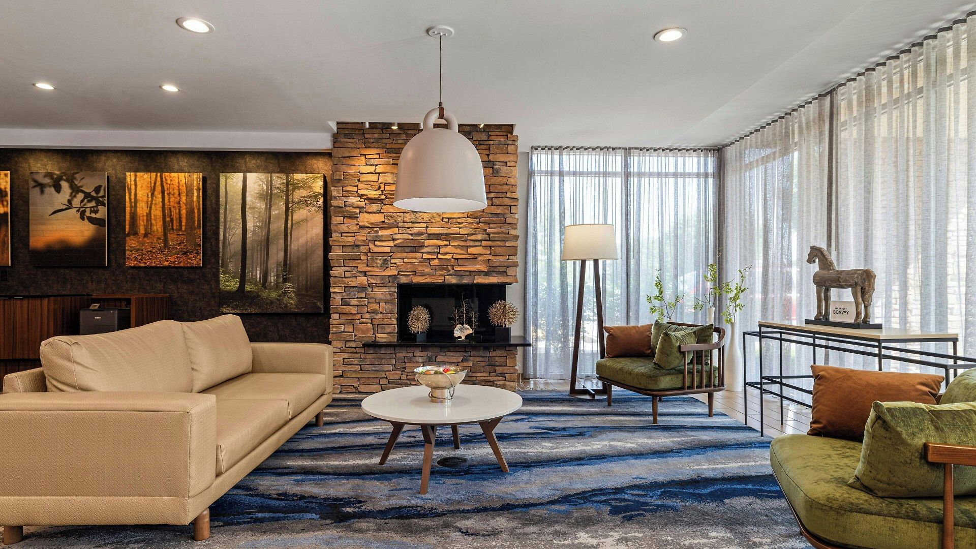 Hotel Fairfield & By Marriott Downtown-metrocenter