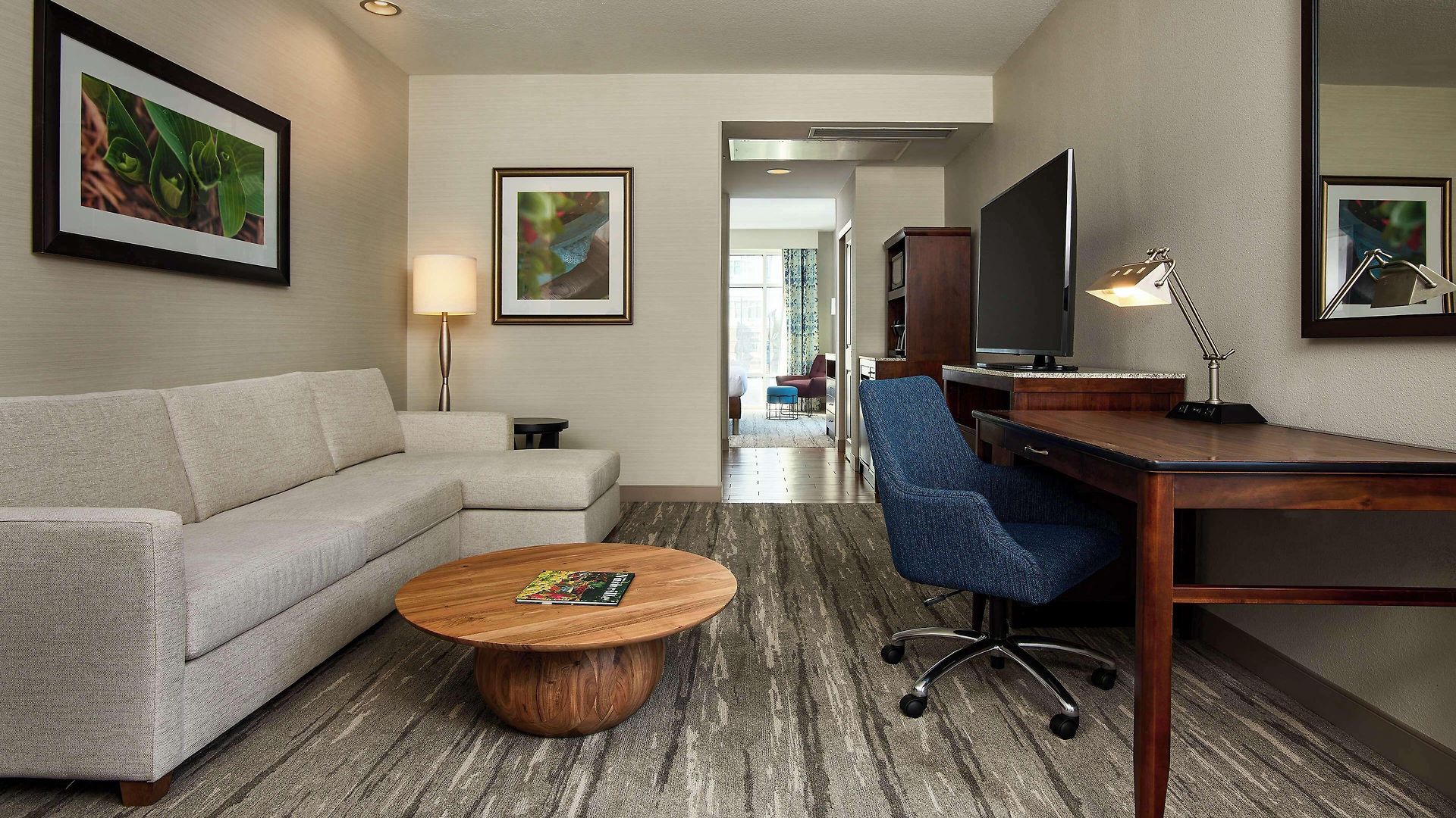 Hilton Garden Downtown Convention Center Hotel Nashville