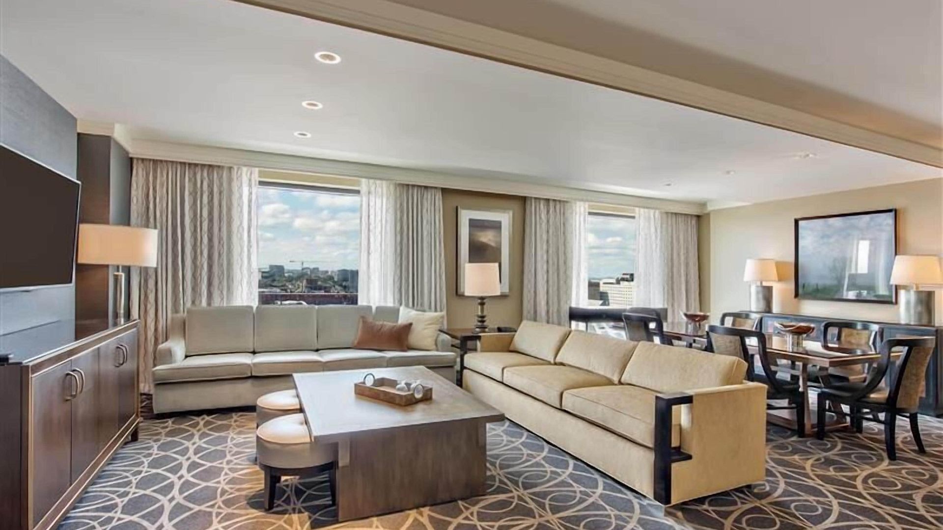 Hotel Omni 4*