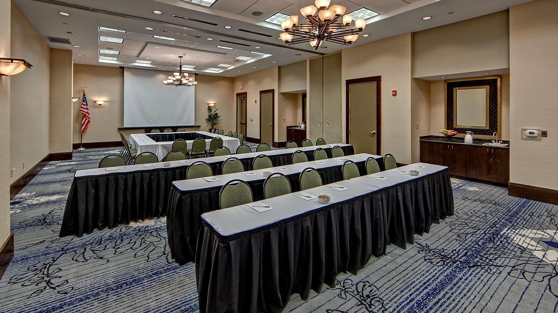 Hampton & Nashville-downtown 3* Nashville
