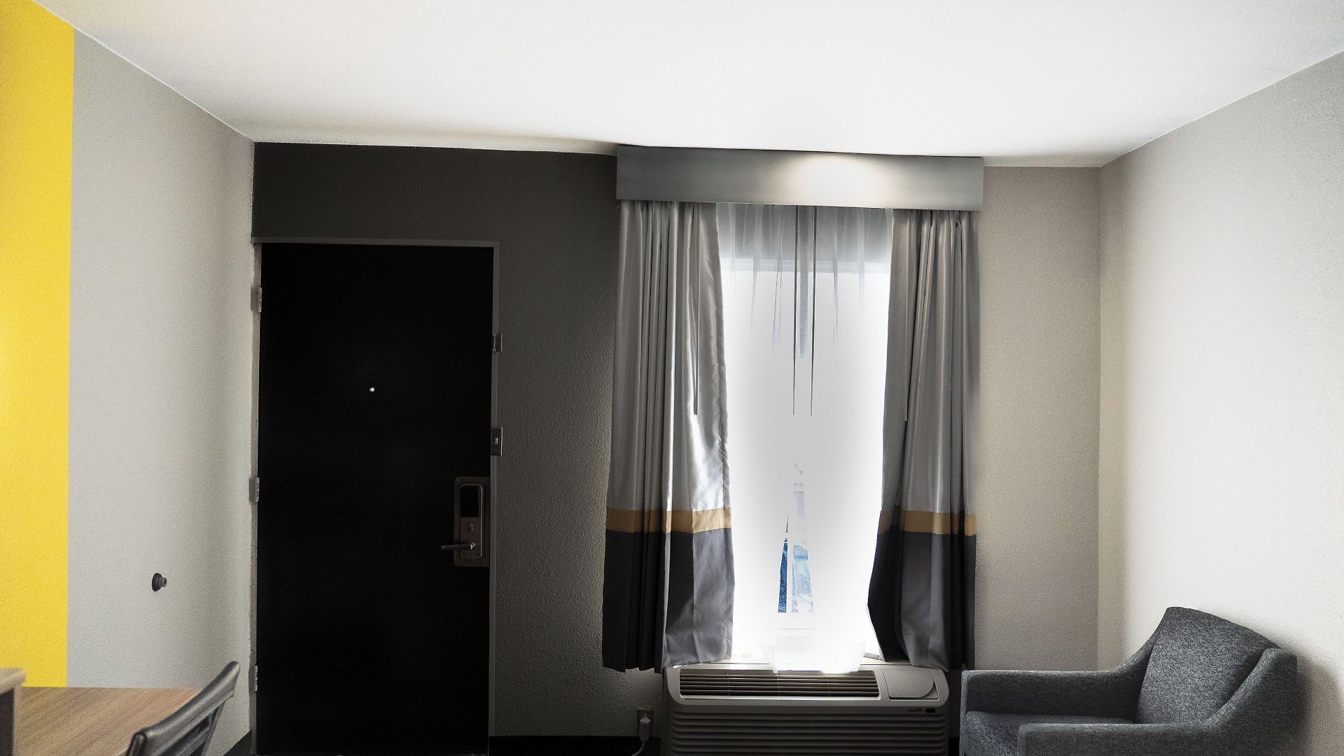Super 8 By Wyndham Antioch/nashville South East