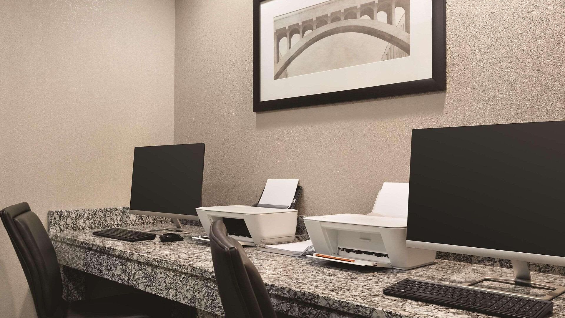 Country & By Radisson, Airport East, Tn 4* Nashville